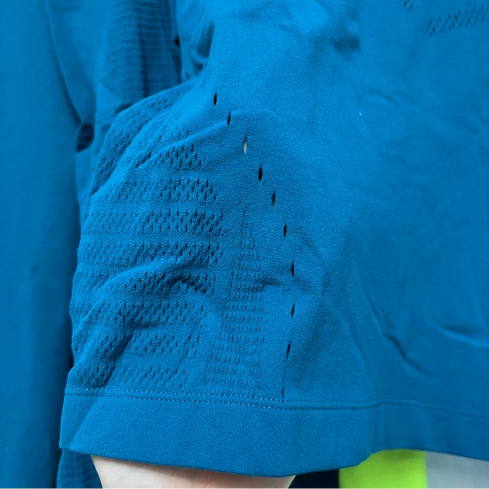 Fabletics Matching Set On-The-Go Powerhold High-W… - image 5